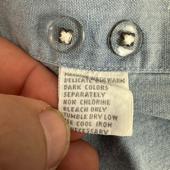 Carroll Reed Women's Embroidered Button Down Shirt Size 14 Blue - Picture 8 of 8